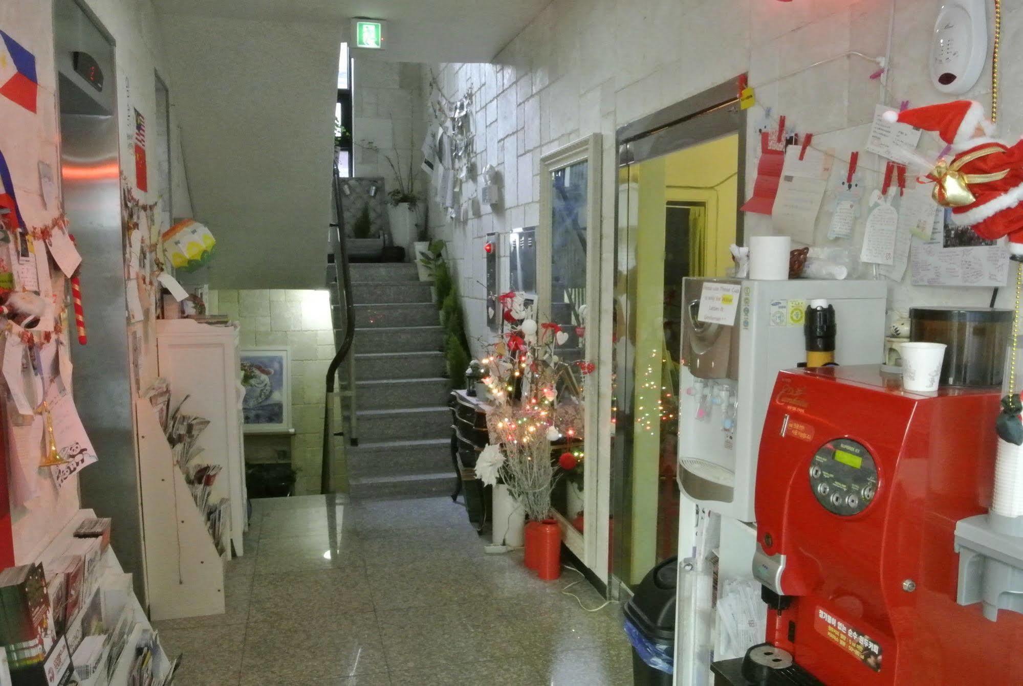 Fortune Hostel Jongno Seoul Exterior photo